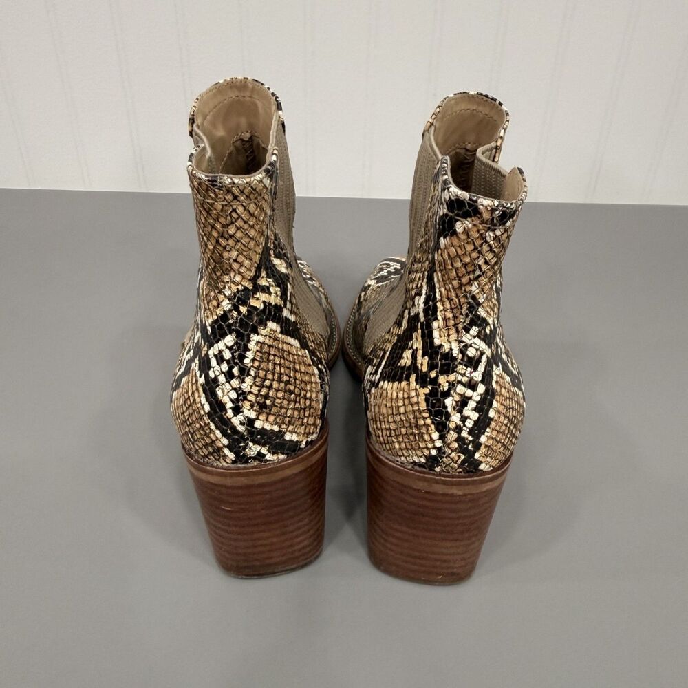 Vince Camuto Boots Size 7 Leather Animal Print Almond Toe Ankle Booties - Picture 2 of 7